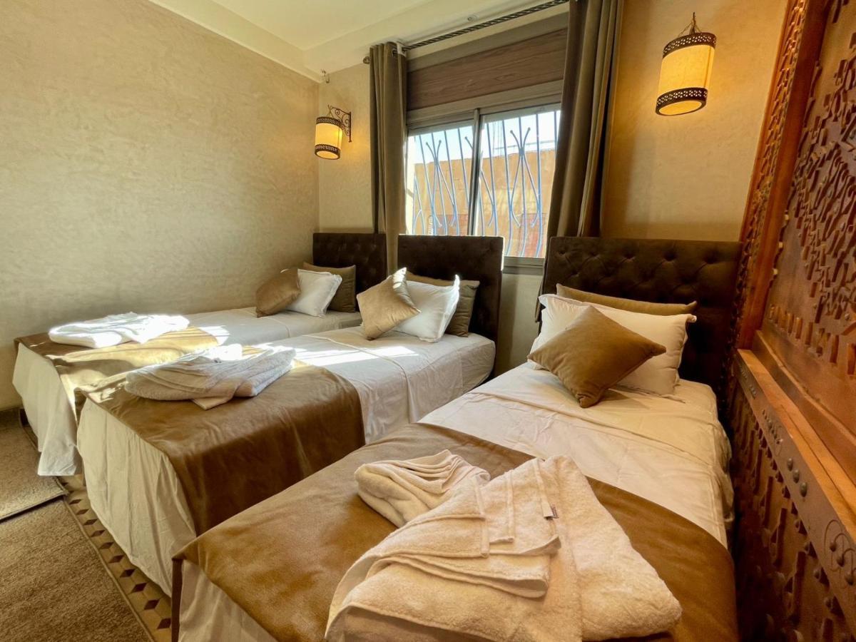 Hotel Apartments Lexpert " Riad The Family" Merzouga Exterior photo